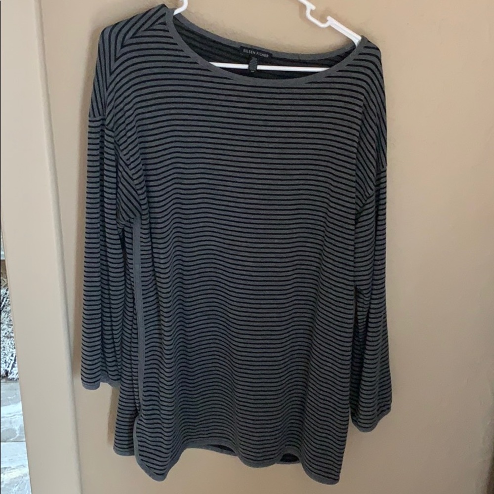Eileen Fisher Small gray black stripe